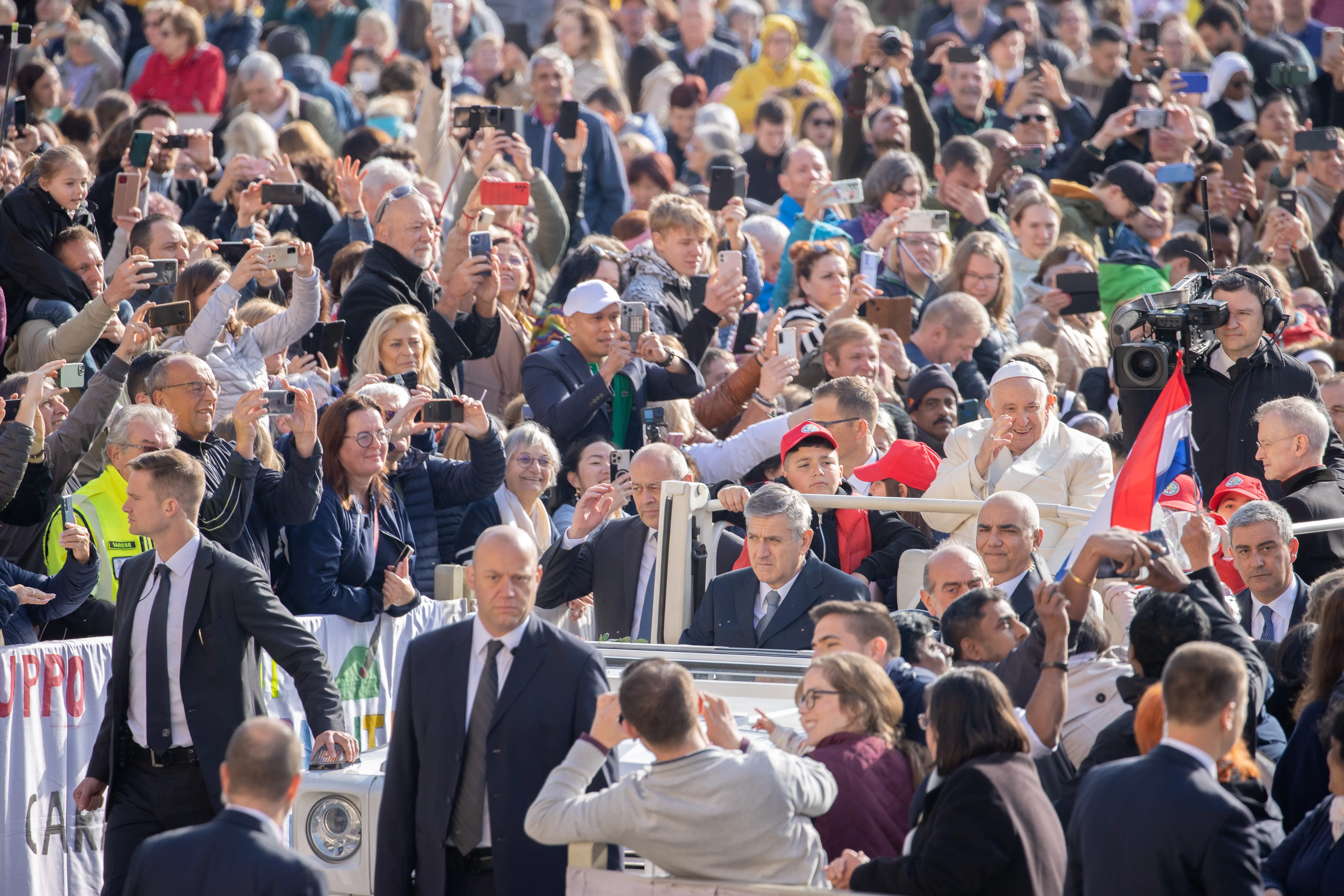 Pope Francis' general audience of April 19, 2023. Daniel Ibanez/CNA