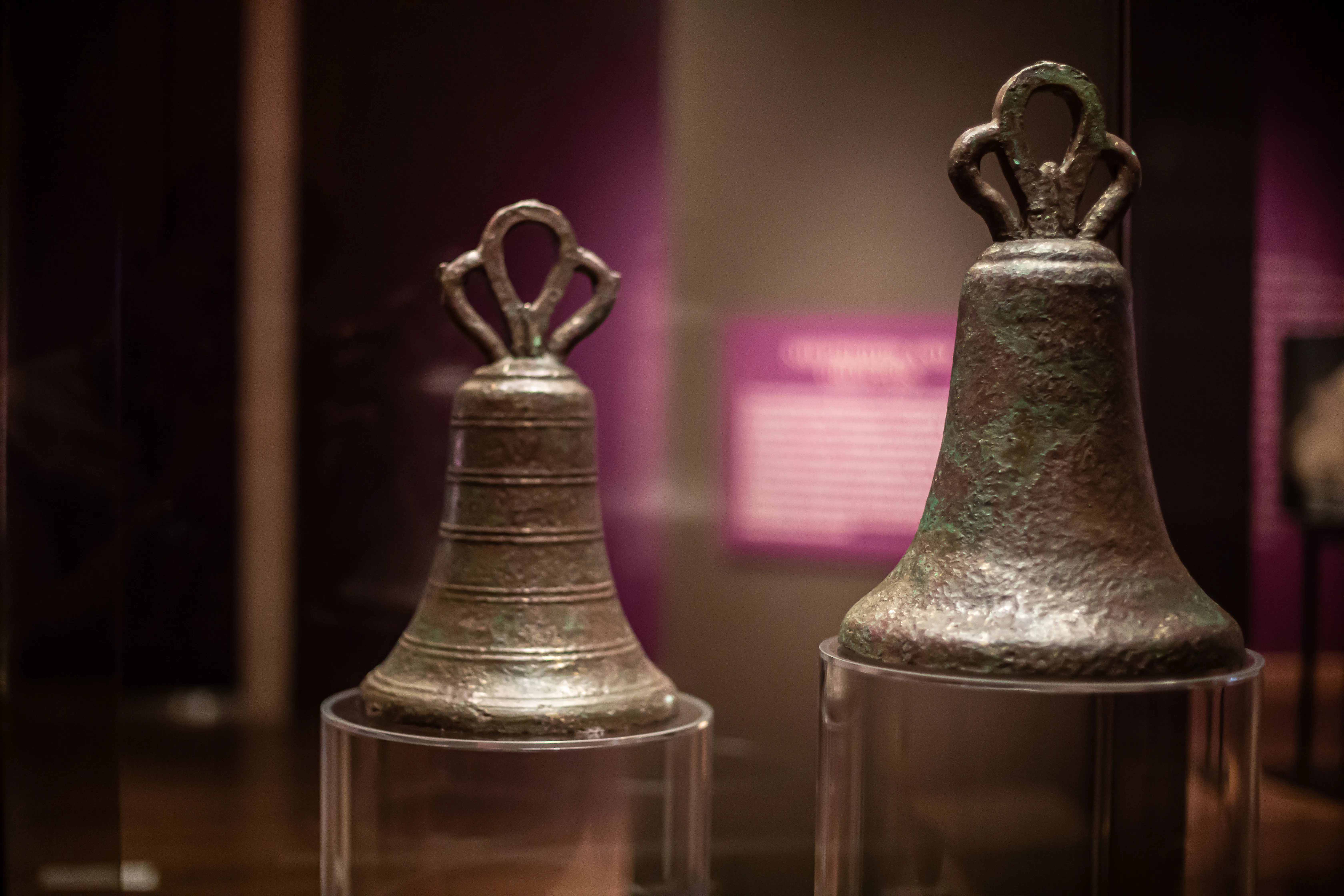 At the Church of the Nativity, the bells were part of a 12-piece carillon, an organ-like instrument that plays bells instead of pipes. The carillon was played during the divine liturgy. Museum of the Bible