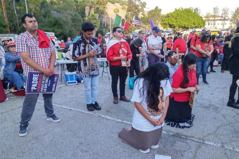 Protestors pray outside Dodger Stadium in California on June 16, 2023, while the Dodgers honored two members of the Sisters of Perpetual Indulgence with award. Photo courtesy of CatholicVote