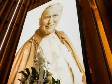 Image of St. John Paul II in his chapel in the Cathedral of Madrid