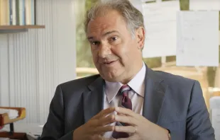 Roberto Dell’Oro is the director of the Bioethics Institute and a professor in the Department of Theological Studies at Loyola Marymount University in Los Angeles, California. Screenshot from Loyola Marymount YouTube video
