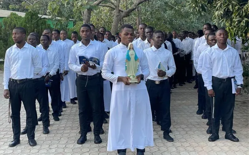 Seminarians at St. Augustine Major Seminary in Jos, Plateau state, Nigeria, during a Marian procession. Credit: Father Peter Hassan