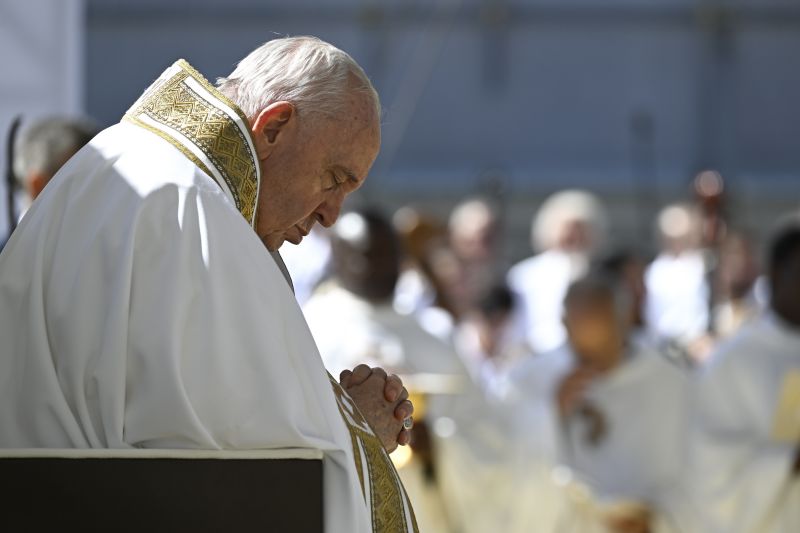 Pope Francis offers condolences after 69 die in Nepal plane crash