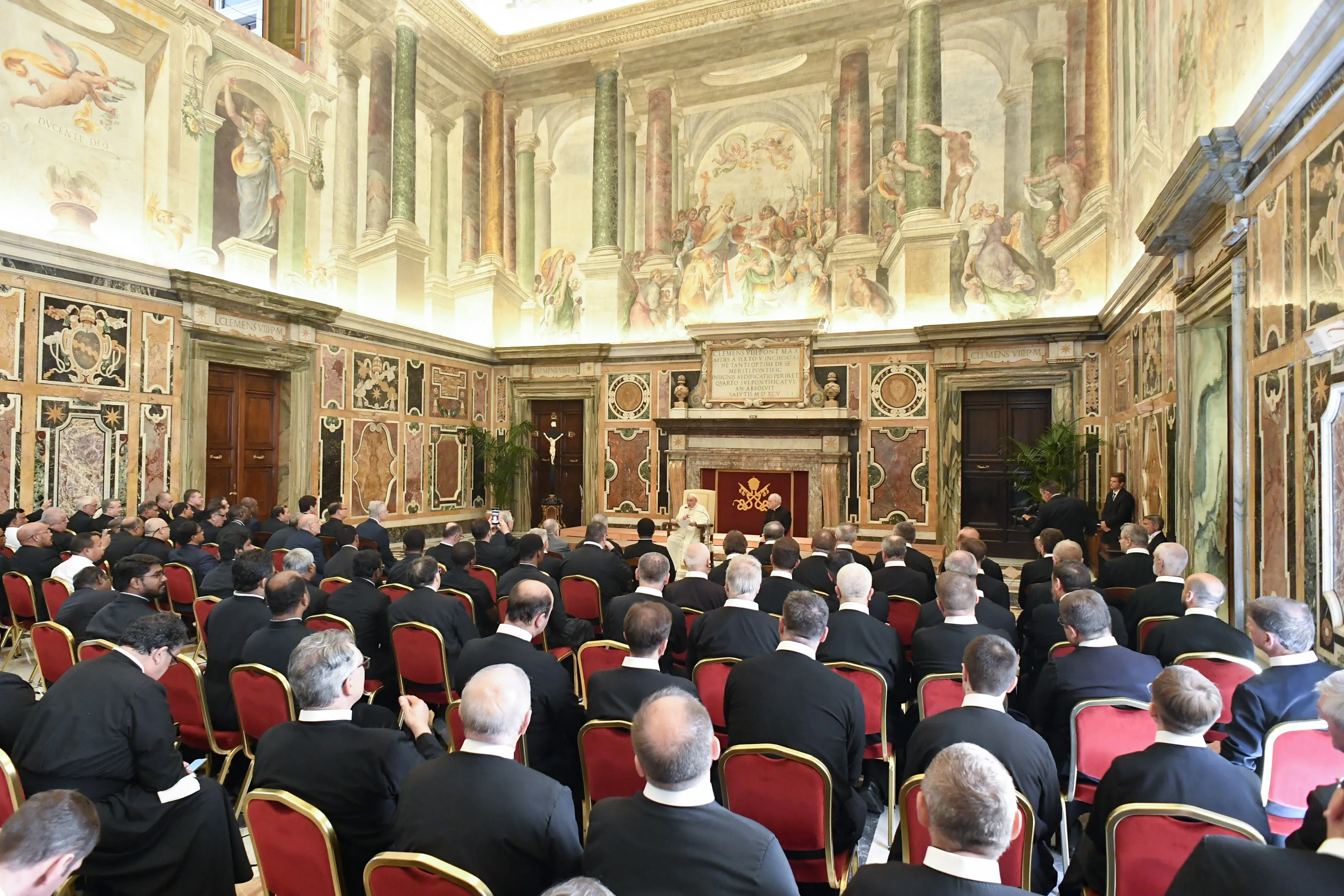 Pope Francis speaking to participants of the General Chapters of three religious congregations in audience at the Vatican on July 14, 2022.?w=200&h=150