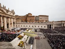 Dutch flowers decorate St. Peter’s Square for Easter Sunday Mass 2019.