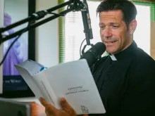 Father Mike Schmitz, host of the Bible in a Year Podcast and the upcoming new Catechism in a Year podcast, set to launch Jan. 1, 2023.