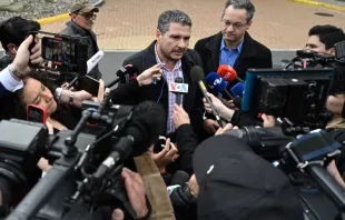 Nicaraguan political prisoner Juan Sebastian Chamorro speaks to the press ouside a hotel in Herndon, Virginia, on Feb. 9, 2023, after he was released by the Nicaraguan government. Photo by ANDREW CABALLERO-REYNOLDS/AFP via Getty Images
