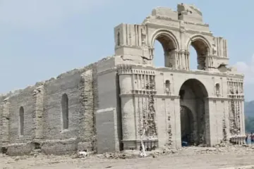 Mexico church visible due to drought