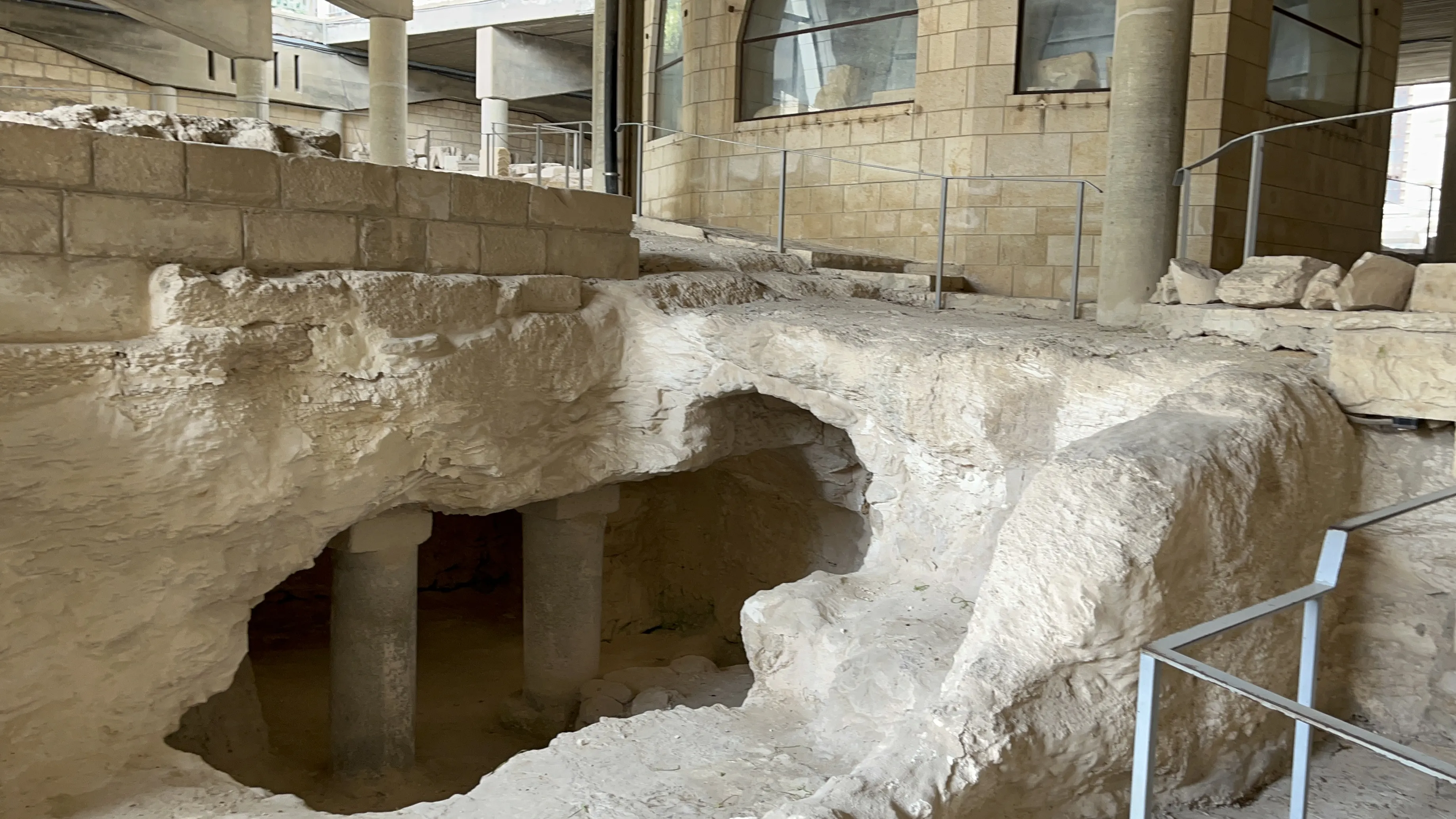 First-century cave located next to the Grotto of the Annunciation in Nazareth (Grotto of Mary's "neighbors"). Credit: Magdala Center