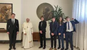 Elon Musk posted a photo with Pope Francis on Twitter.