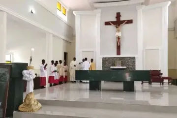 Nigeria parish resumes worship with Easter Sunday Mass