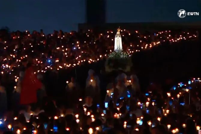 Thousands at Fatima Shrine pray for peace in the Holy Land and Ukraine