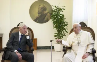 Former President Bill Clinton and Pope Francis. Credit: Vatican Dicastery for Communication