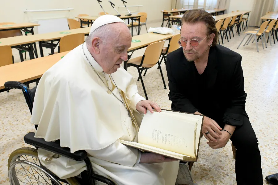 Pope Francis meets Bono at the launch of the Scholas Occurrentes International Educational Movement at the Pontifical Urban University in Rome, May 19, 2022.?w=200&h=150