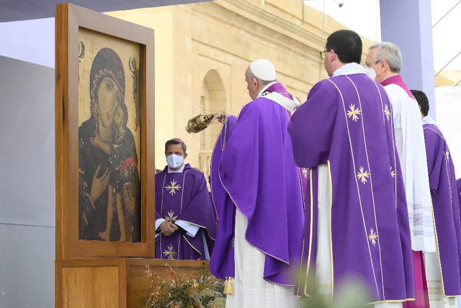 Pope Francis celebrates Mass at the Granaries in Floriana, Malta, April 3, 2022.?w=200&h=150