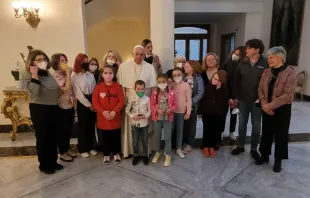 Pope Francis meets Ukraine war refugees at his Vatican residence, April 2, 2022. Vatican Media.